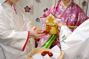 和装ねっと　栃木県　佐野市　加茂別雷神社　結婚式　食事会　和装写真