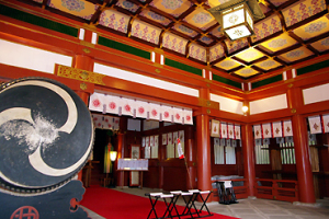 栃木県　足利市　結婚式　足利織姫神社　２人だけ　家族だけ　身内だけ　写真だけ　DIY食事会の開き方